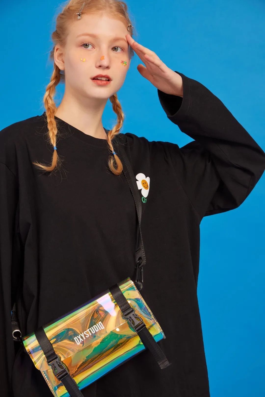 公鸡打鸣，母鸡下蛋